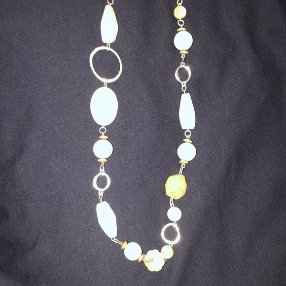 VintageĀ BeadedĀ Necklaceāā - Picture 13 of 14